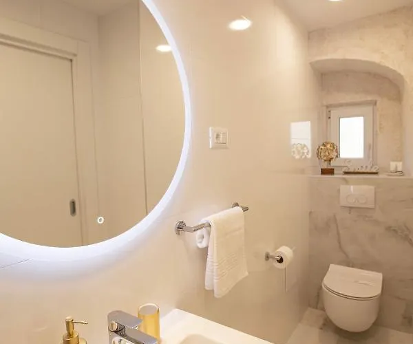 Paradise Gasthuis Split