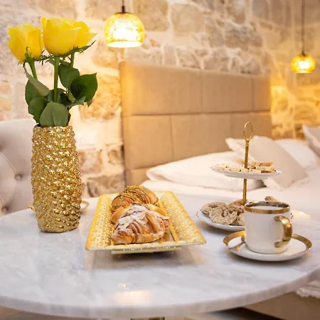 Paradise 3* سبليت