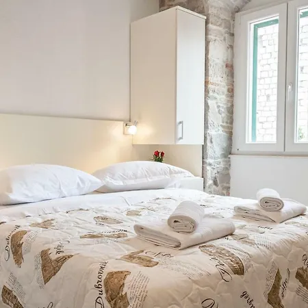 Paradise 3* سبليت